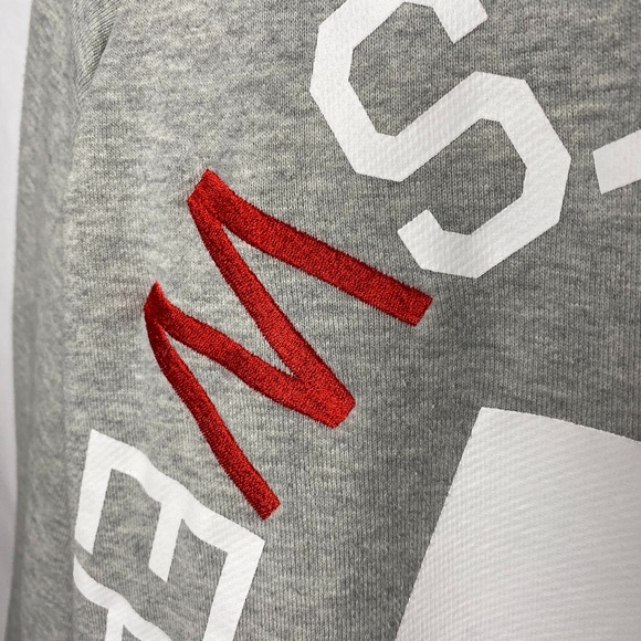 Nike Sportswear Crewneck French Terry AR1622-050 Swoosh Spell Out Gray Sz Small - Picture 4 of 9